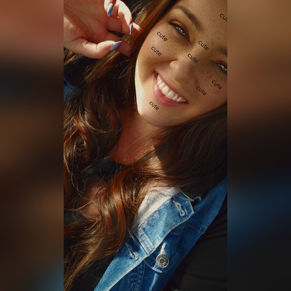 Meet your Posher, Leyna - Picture 4 of 14